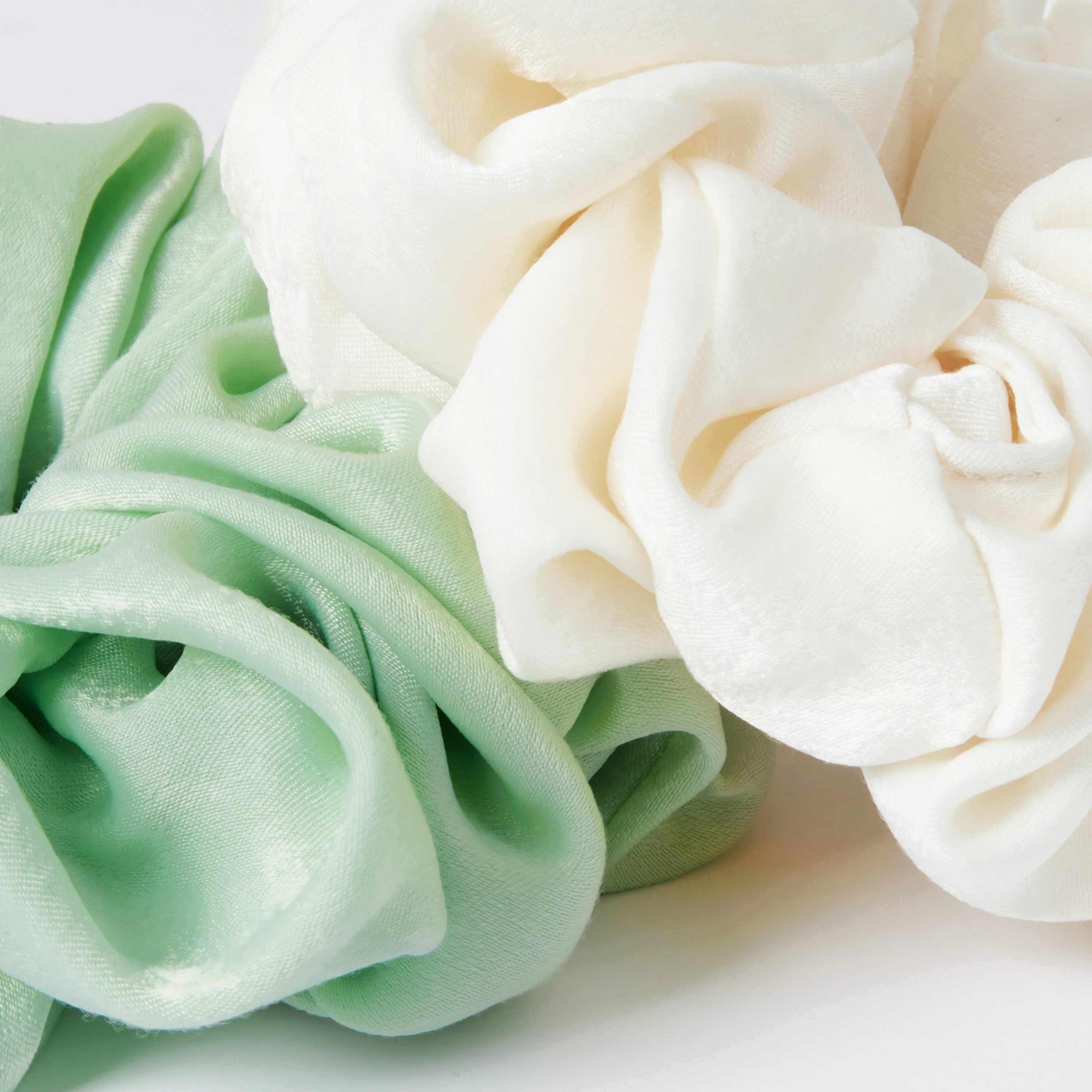 Satin Scrunchie Ivory - Image 3