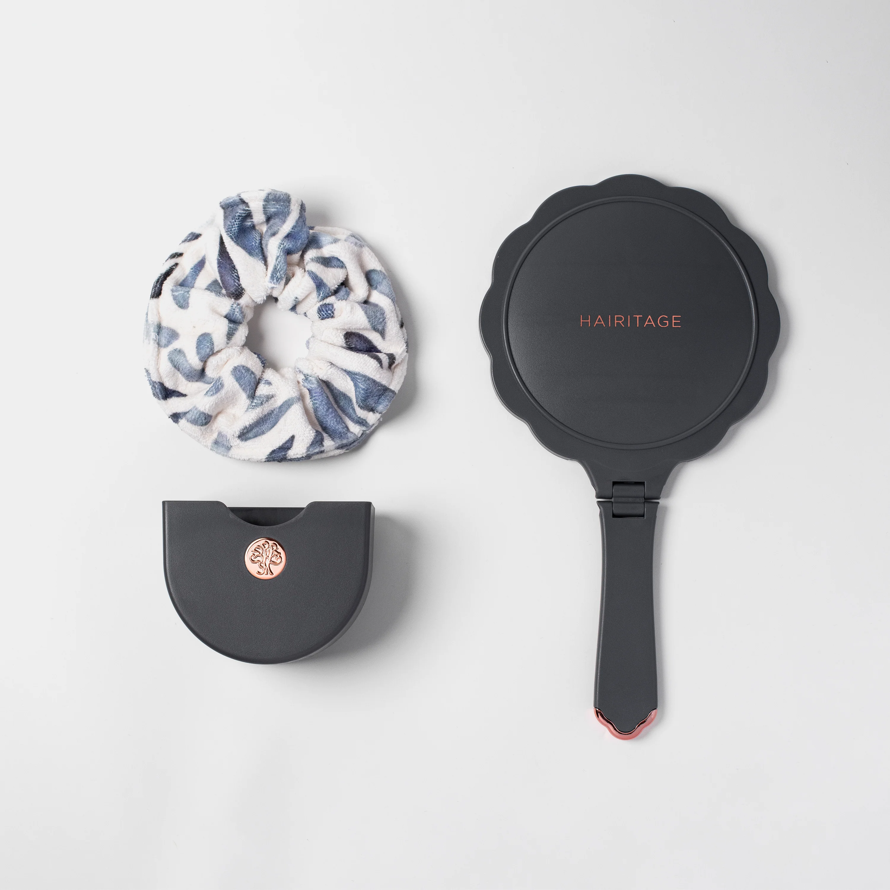 Strike a Pose Folding Hand Held Mirror with Adjustable Handle - Image 8