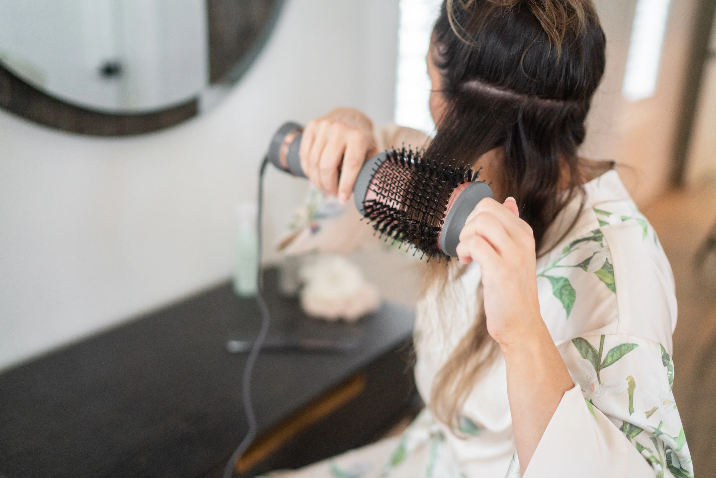 Up In The Air Volumizing Brush - Image 3